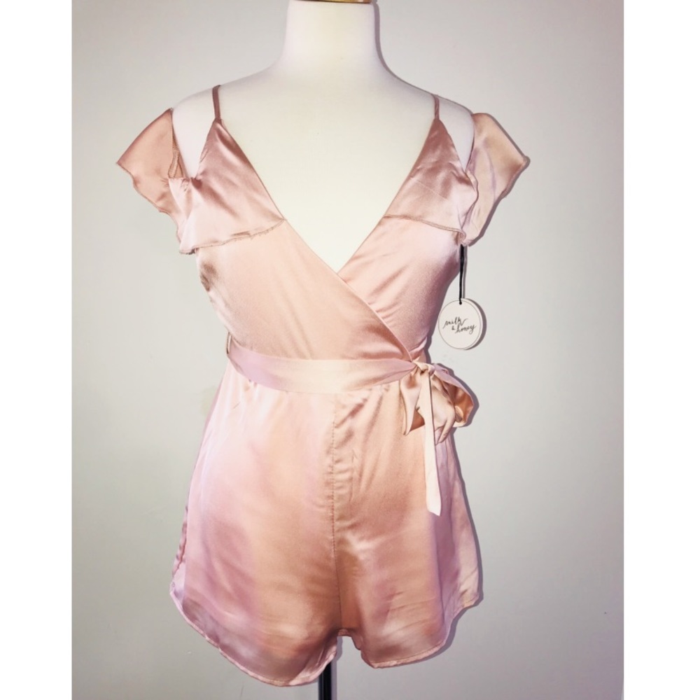 Milk & Honey Off The Shoulder Romper. Lined, Blush - Picture 2 of 8